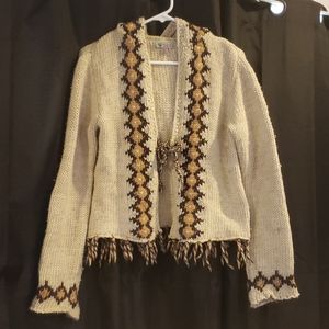 Beautiful hoodie sweater with aztec print